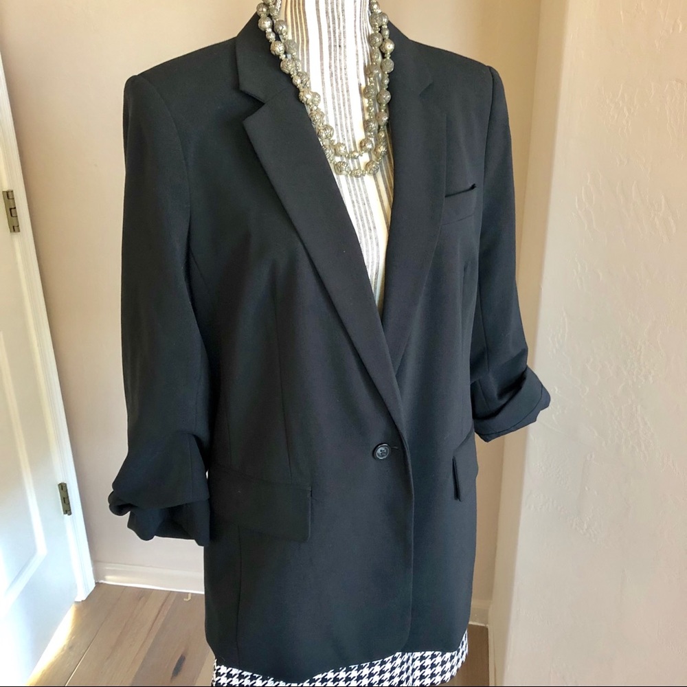 MICHAEL KORS ONE BUTTON BLAZER W RUCHED SLEEVES